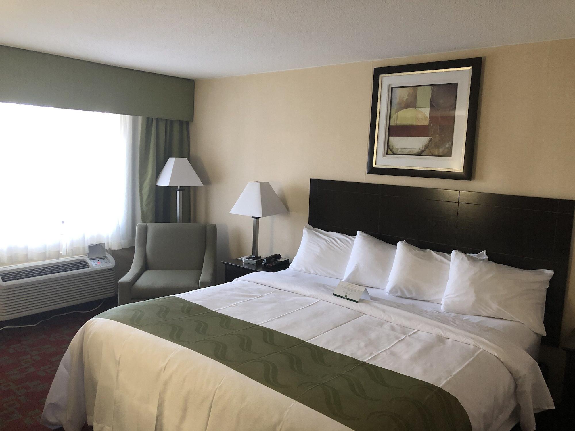 Quality Inn Shelburne - Burlington Экстерьер фото