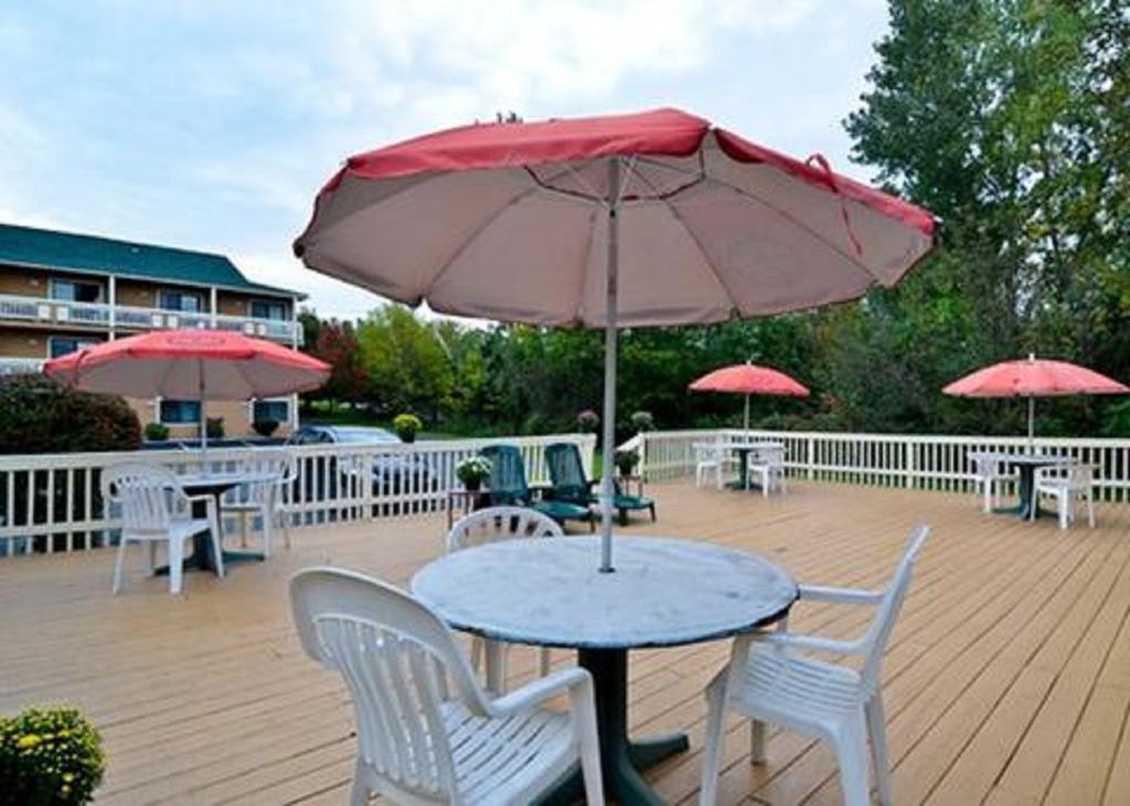 Quality Inn Shelburne - Burlington Экстерьер фото