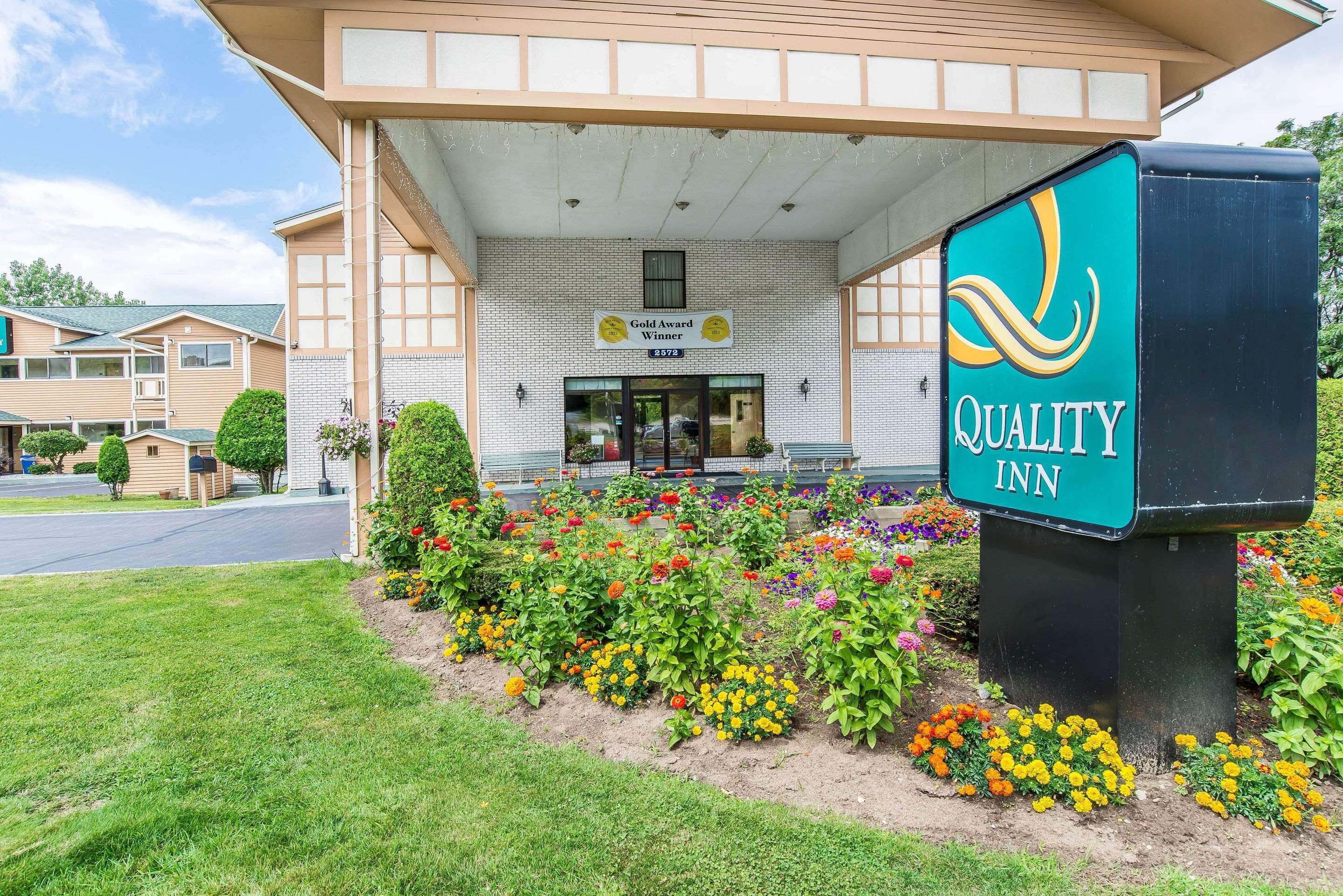 Quality Inn Shelburne - Burlington Экстерьер фото